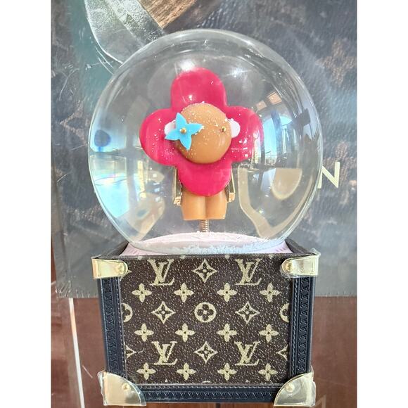 LV  Snow  Globe Music Box - Picture 3 of 7
